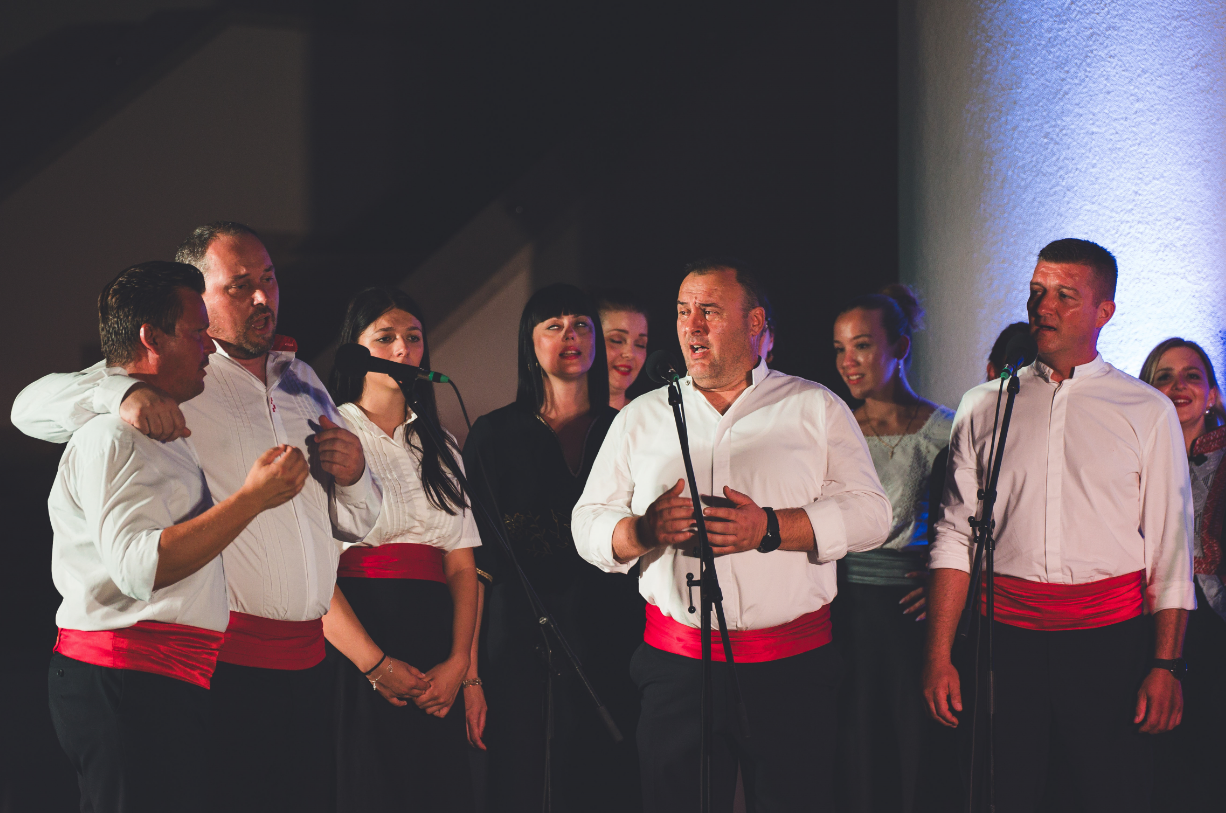 Smotra klapa u Podstrani