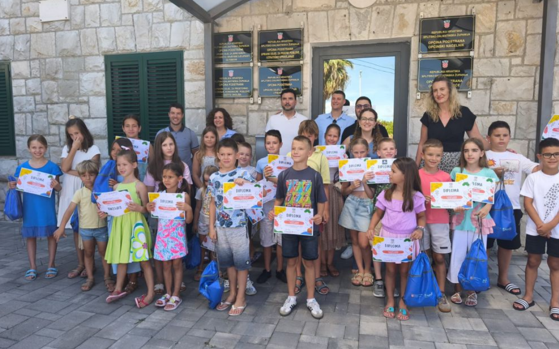 Završna svečanost pilot projekta edukativnih, kulturnih i sportskih aktivnosti za djecu u Općini Podstrana